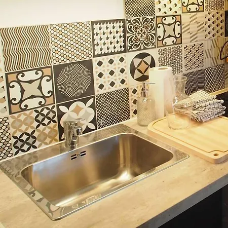 Brick And Wood - Hypercentre - Tv - Wifi Appartamento